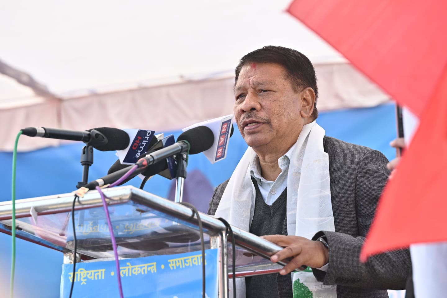 सभापतिमा उम्मेदवारी घाेषणा गर्दै प्रकाशमानले भने- देउवालाई फेरि जिताए कांग्रेस झनै कमजाेर